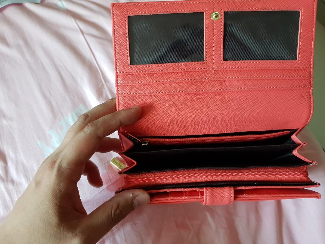 Perlini wallet 2025