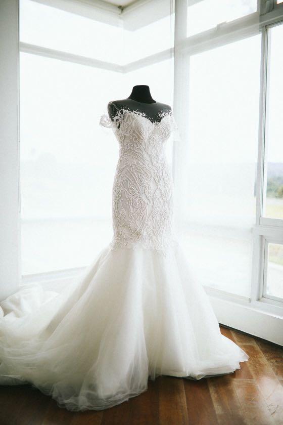 Serpentine cut cheap wedding gown