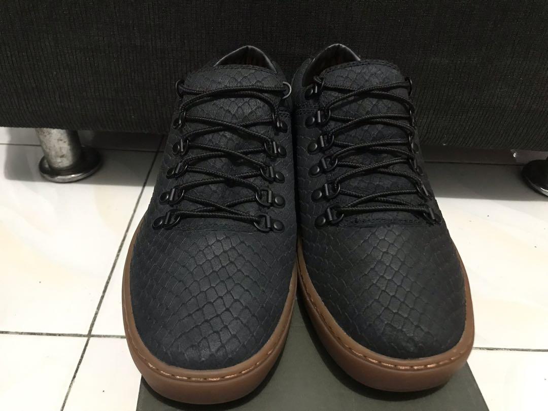 bubble gum sole timberlands