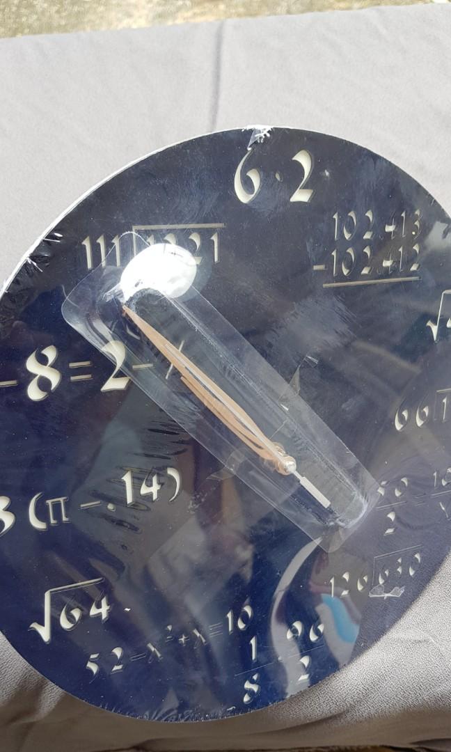 Wall Clock (Category: Clocks) located in Singapore. Submitted by tancyalan (Listing ID 203070426, Image 2). Description: Wall Clock with various design, battery operated Further discount with multiple purchases.