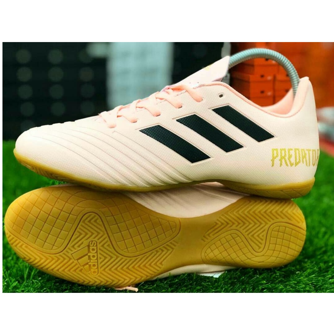 ADIDAS PREDATOR 18.1 FUTSAL, Men's Fashion, Footwear, Others on Carousell