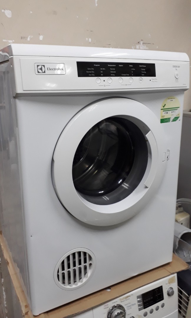 Electrolux 6kg dryer EDV6051, TV & Home Appliances, Kitchen Appliances