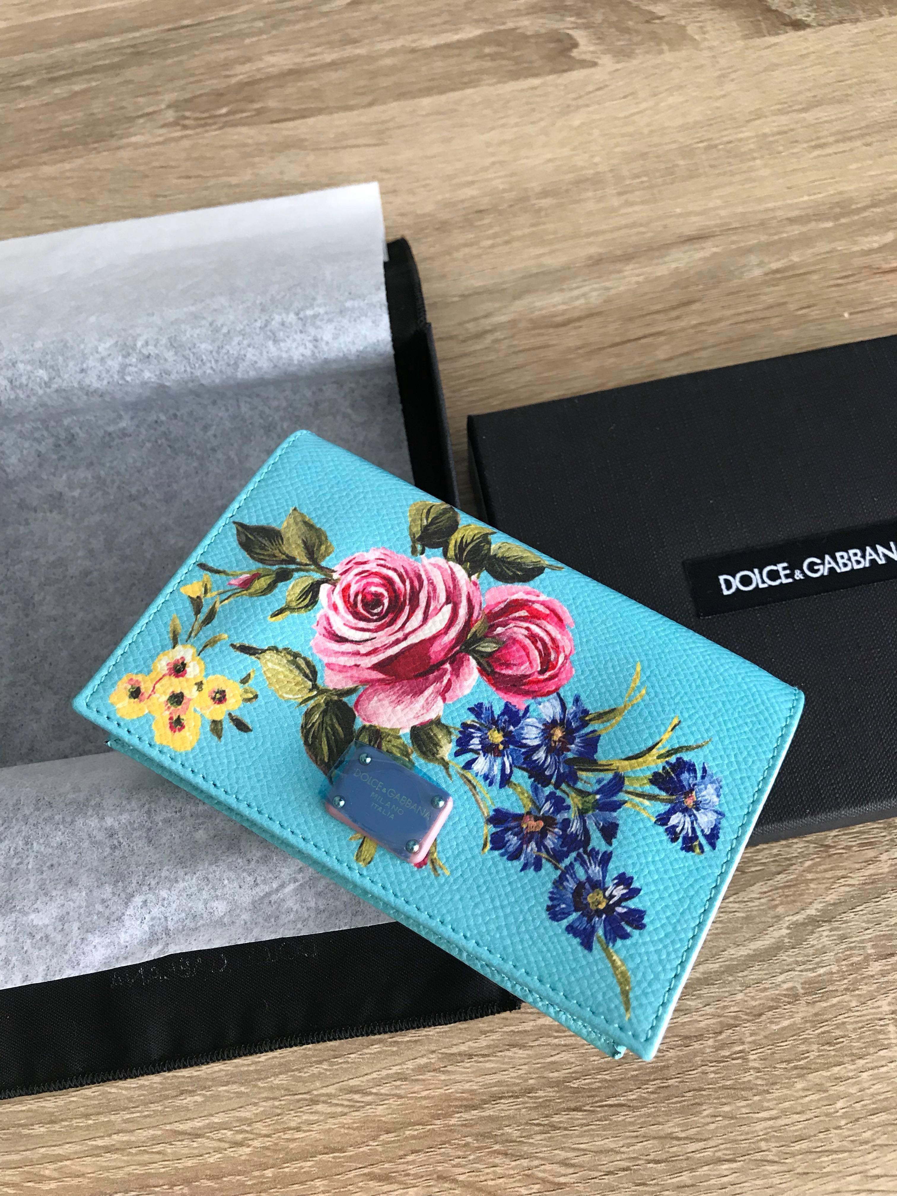 dolce and gabbana card holder sale