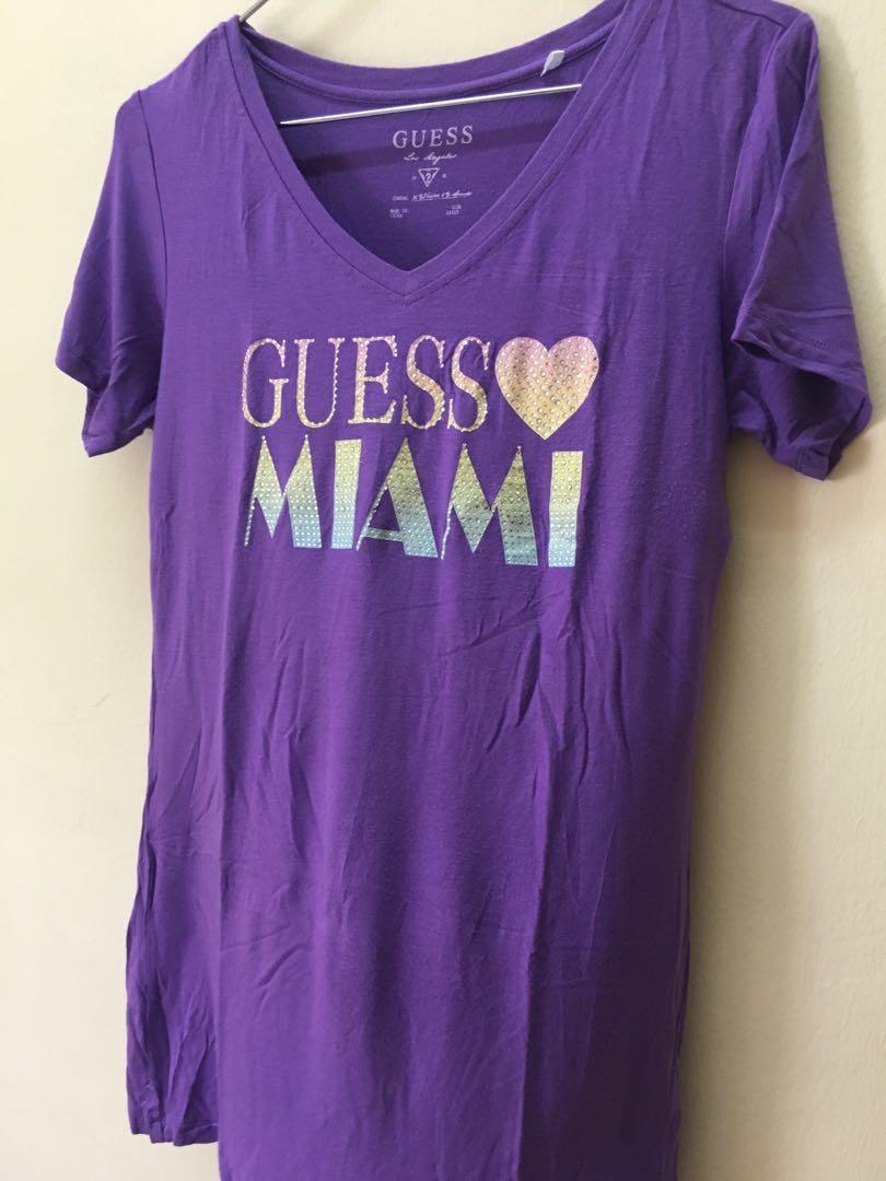 Guess Tee (Category: Shirts) located in Kota Kinabalu. Submitted by kimberlyzain (Listing ID 203281069, Image 1). Description: Each for rm25. Take all 3 for RM50 inc pos.