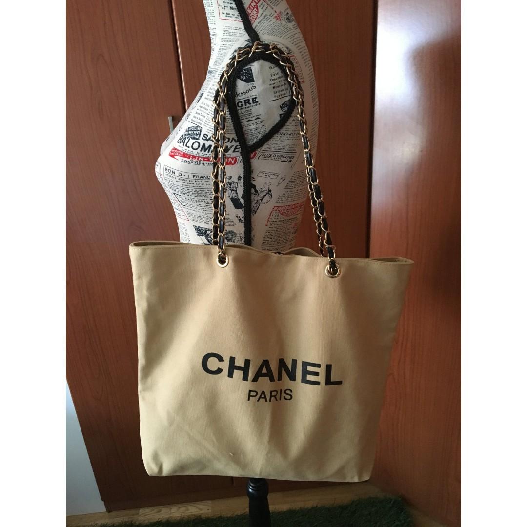 Chanel gwp shopping bag cheap with chain