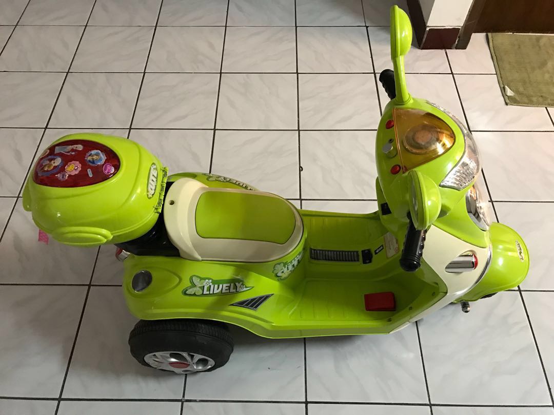 Motor motoran aki, Toys & Collectibles, Mainan di Carousell