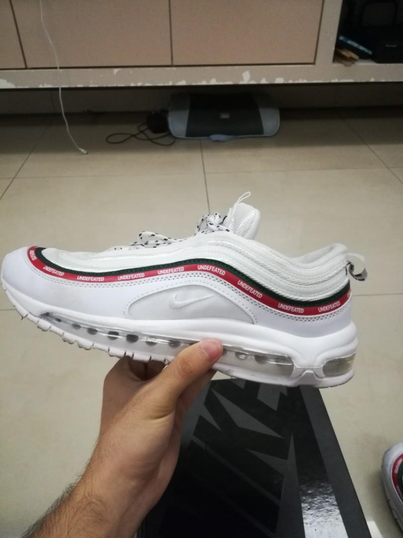 Nike air max 97 undefeated deals white on feet