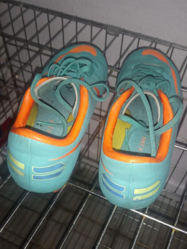 victory football shoes