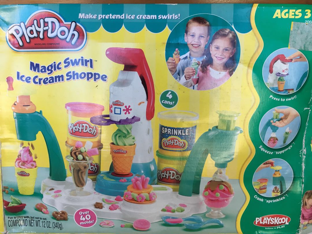 Bonggamom Finds: The PlayDoh Ice Magic Swirl Cream Shoppe -- it's sweet