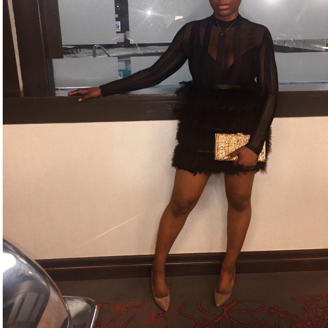 Black feather skirt bodycon dress store
