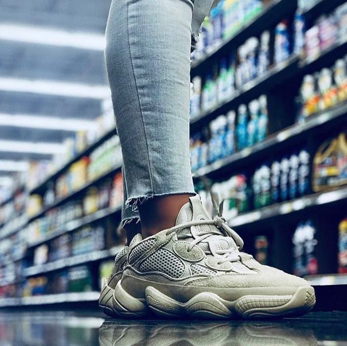 Reserved UK5.5 US6 Adidas Yeezy Boost 500 Blush Desert Rat