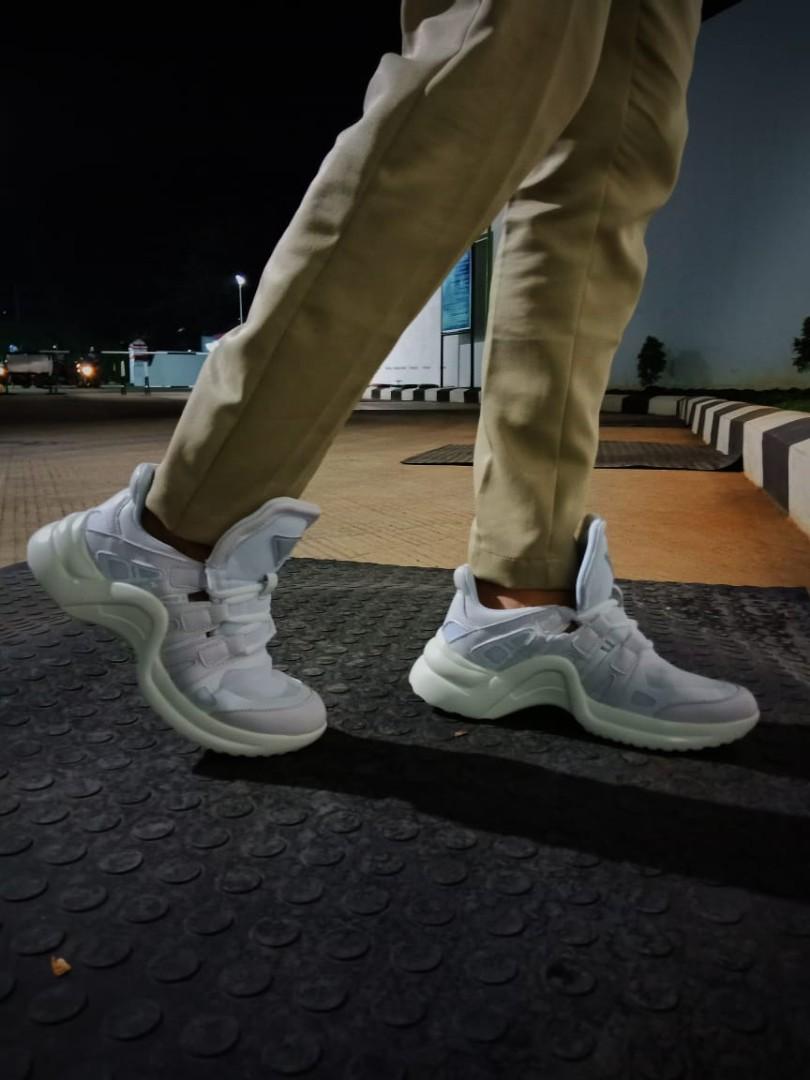 louis vuitton archlight harga