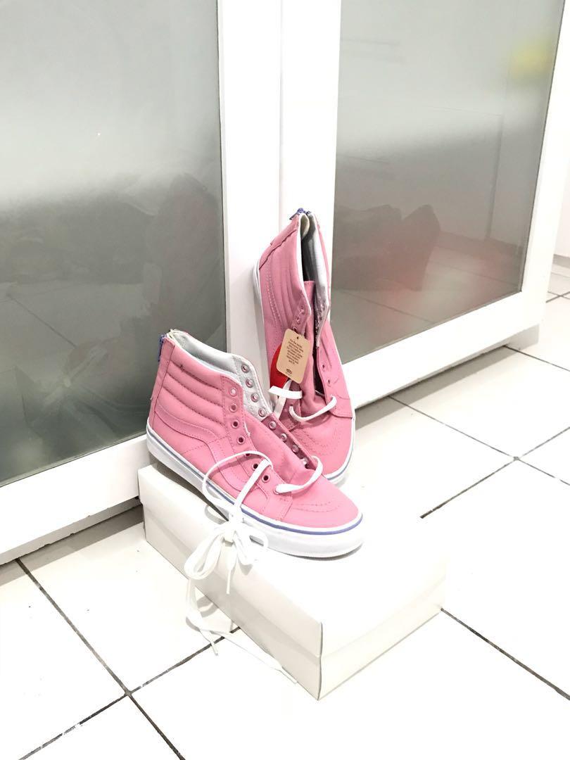 Sepatu Vans Ori Pink Limited Edition Women S Fashion Women S Shoes On Carousell