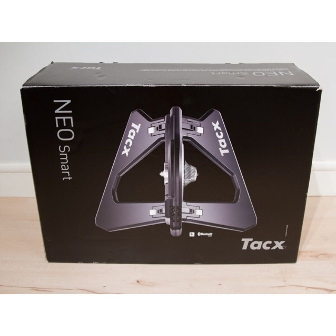 Tacx NEO Smart Trainer Compatible with Zwift 單車 智能訓練, 女裝, 運動服裝 Carousell