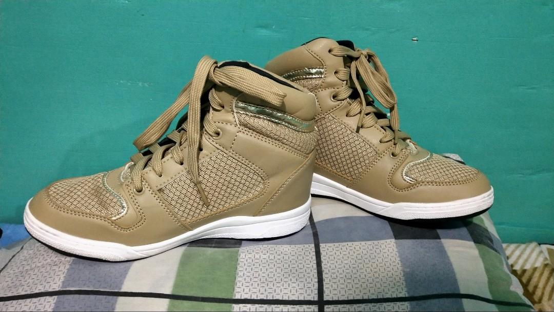 World balance shoes high cut sale