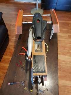 Gas powered outrigger