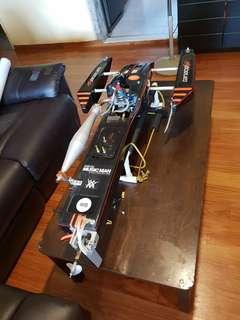 Gas powered outrigger
