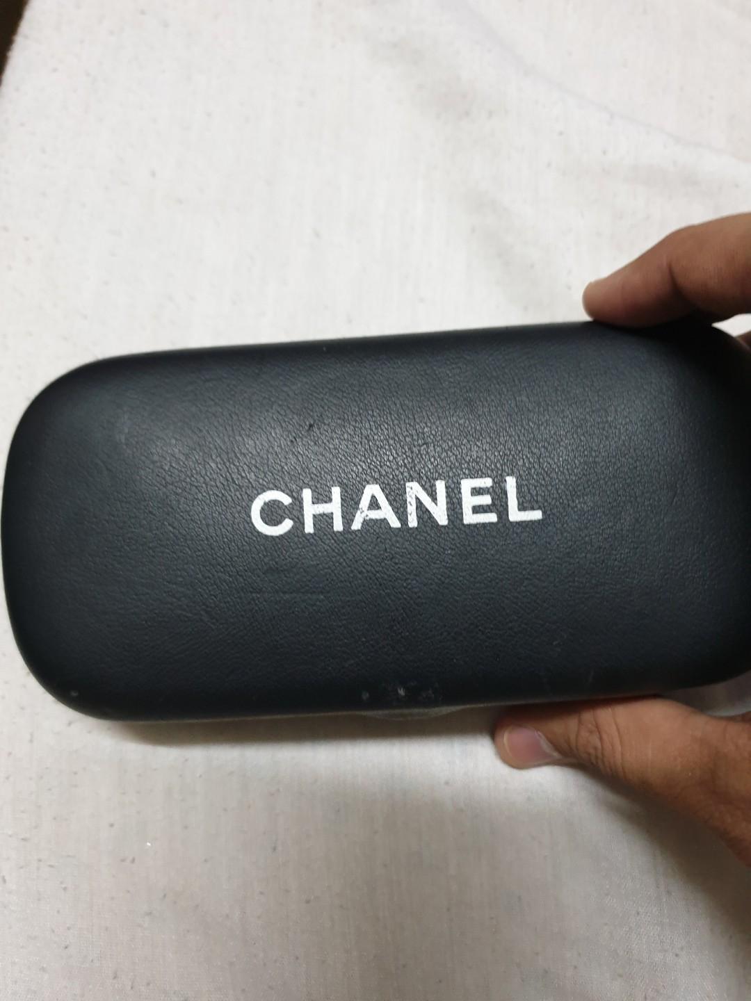 Authentic Chanel Tortoise shell Sunglasses from 15k photo view 3