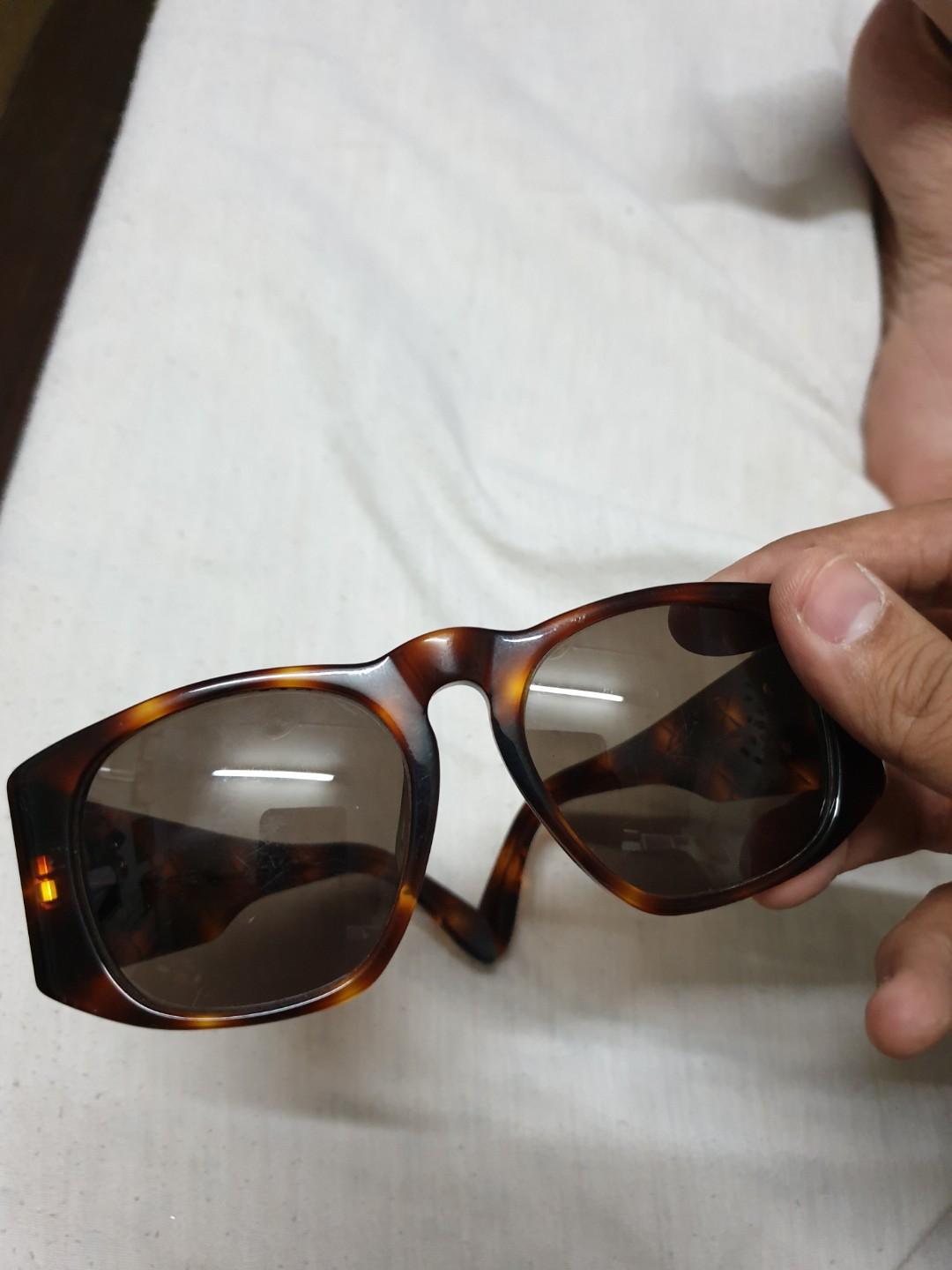 Authentic Chanel Tortoise shell Sunglasses from 15k photo view 2