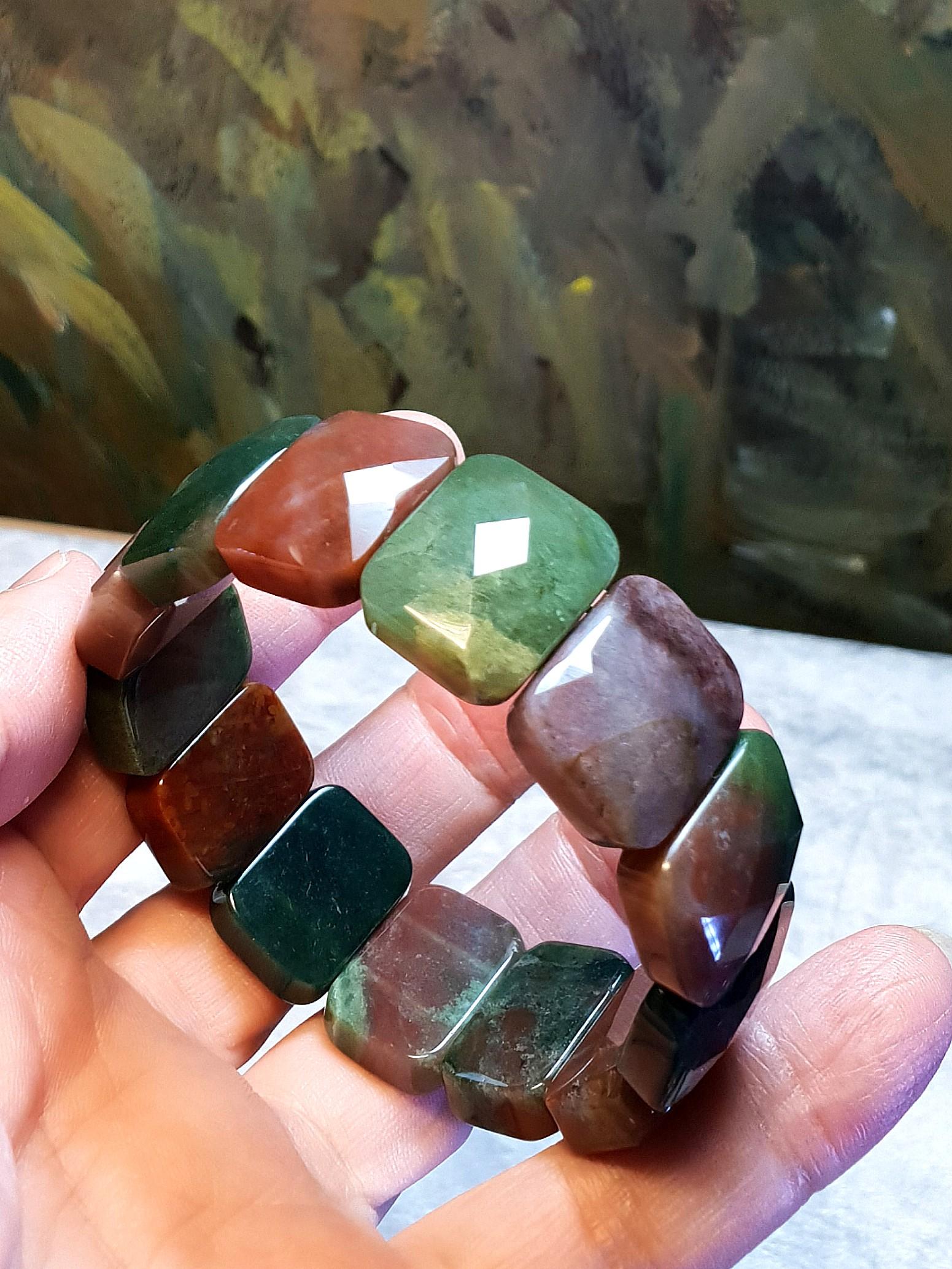 Aquamarine and bloodstone bracelet deals