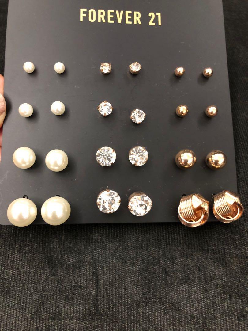 Brand New Auth Forever 21 Earrings Set Women s Fashion Jewelry