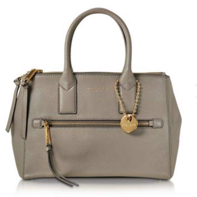 Marc jacobs recruit hotsell east west leather tote