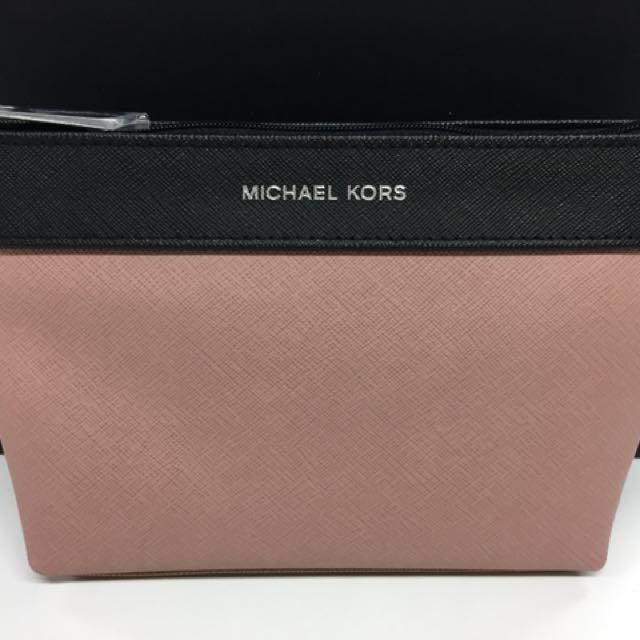 michael kors pouch wallet