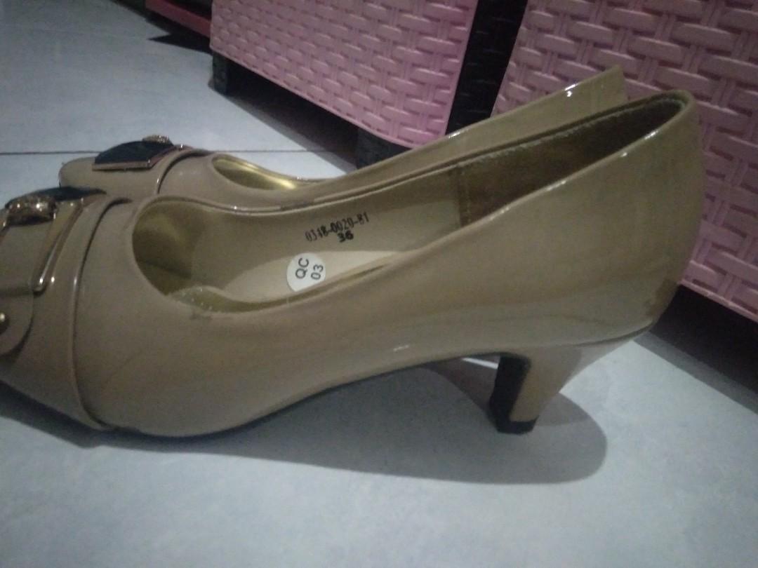 Sepatu Pantofel Merk Elizabeth Fesyen Wanita Sepatu Di Carousell