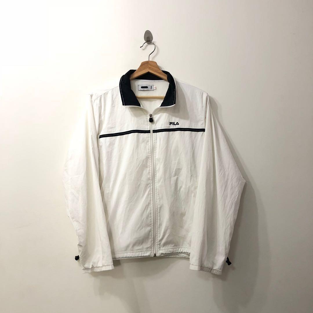 Joseph Banks Nord Vest Ung dame VINTAGE WHITE FILA WINDBREAKER, Men's Fashion, Coats, Jackets and Outerwear  on Carousell