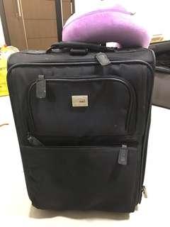 Carry on case