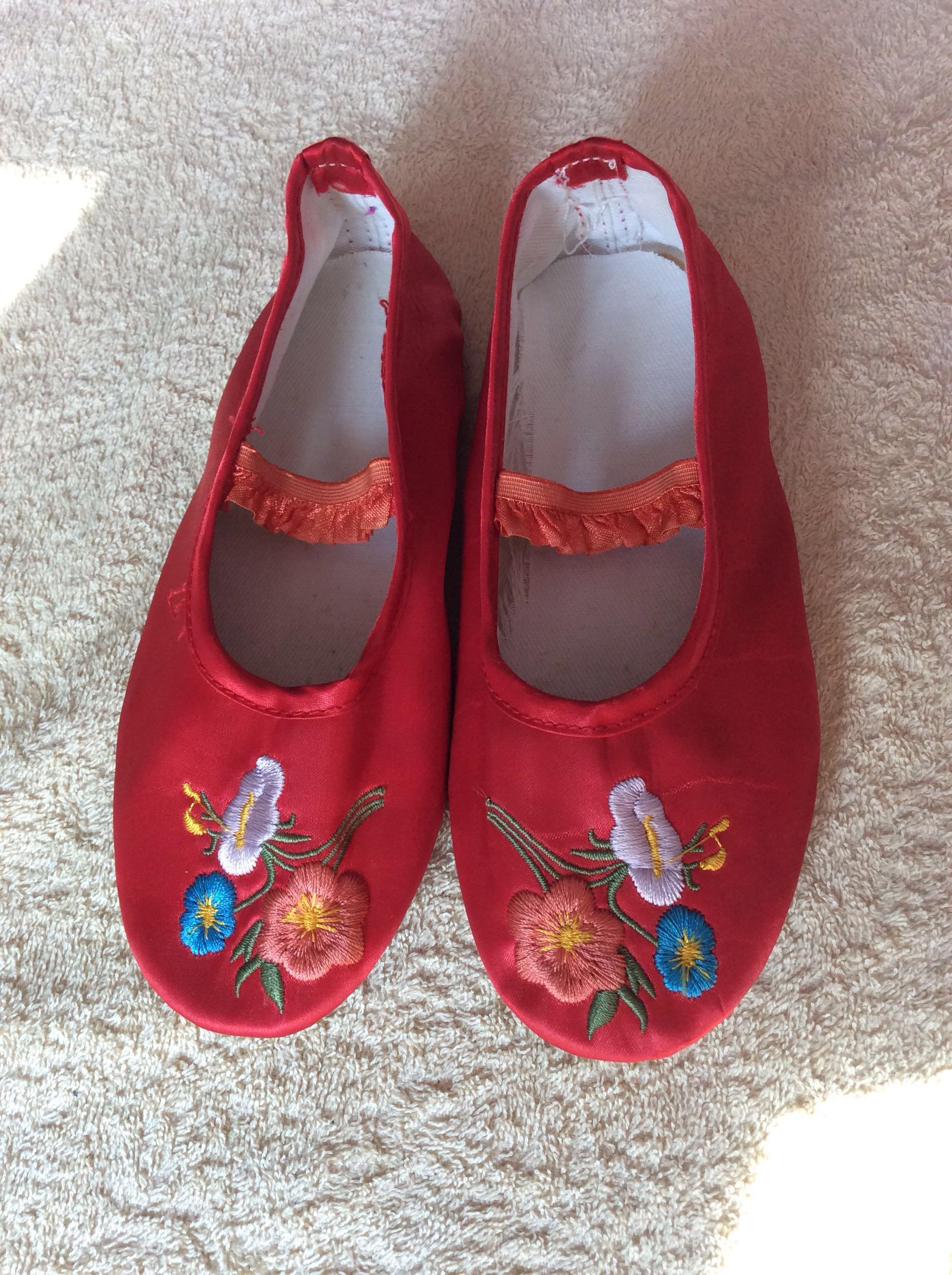 Red baby flats outlet