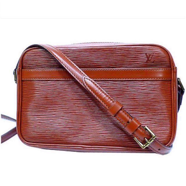 lv epi sling bag