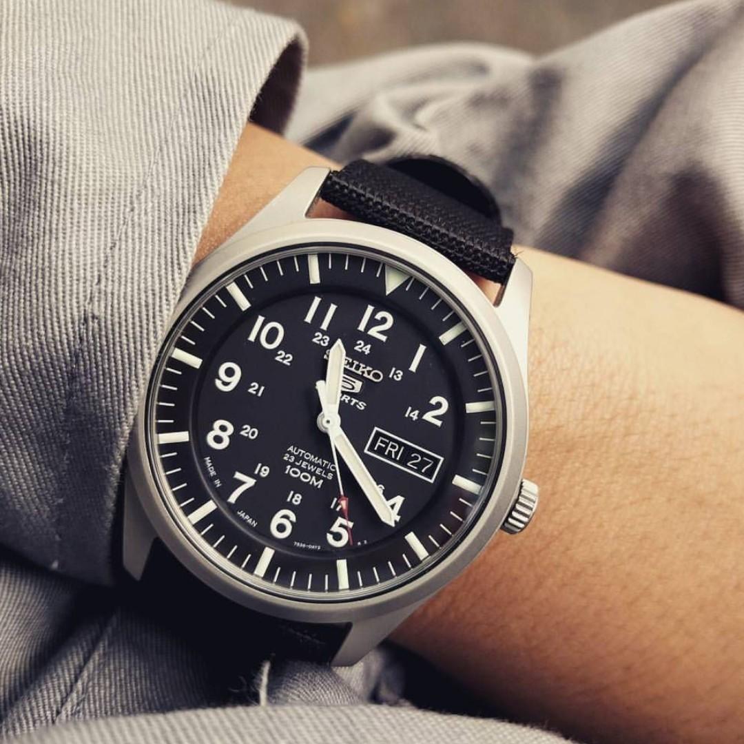 seiko 5 snzg15j1