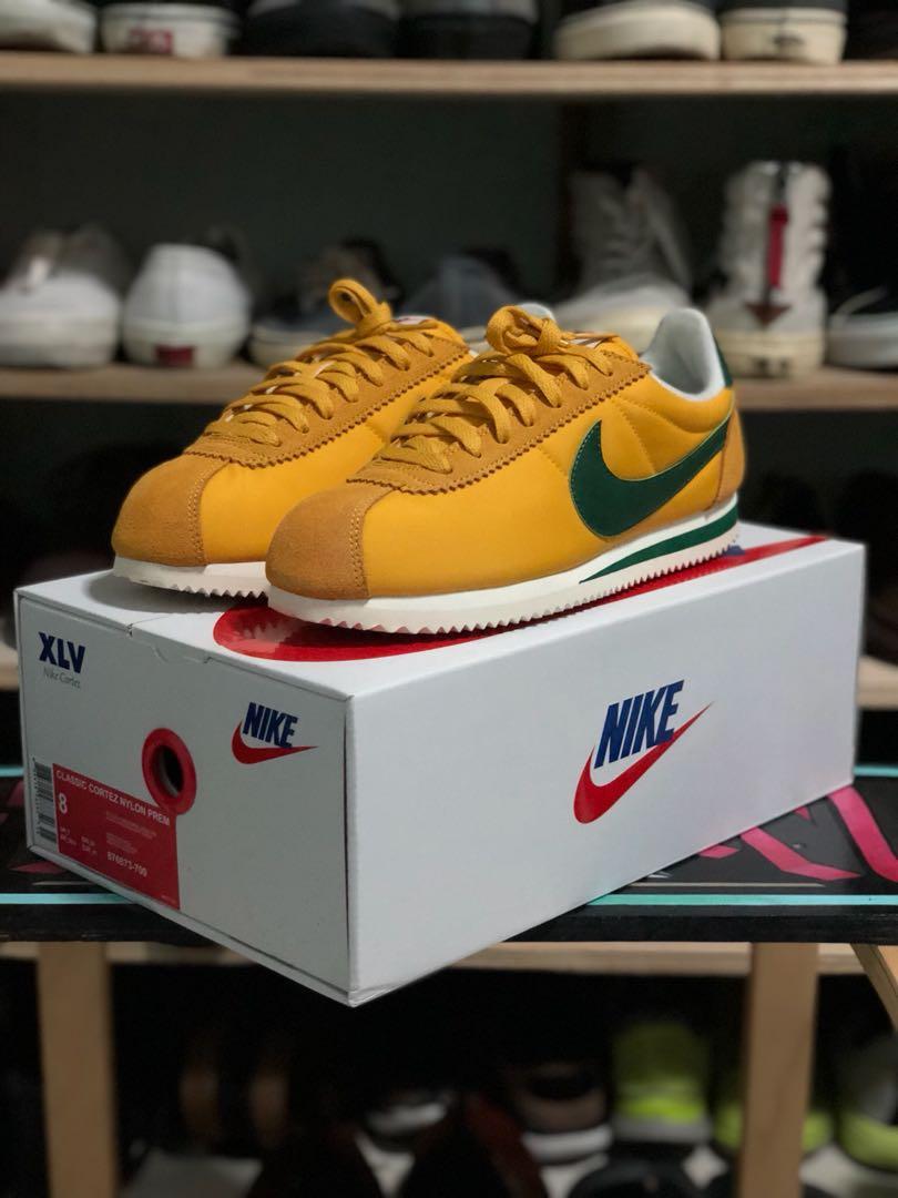 nike cortez mens clearance