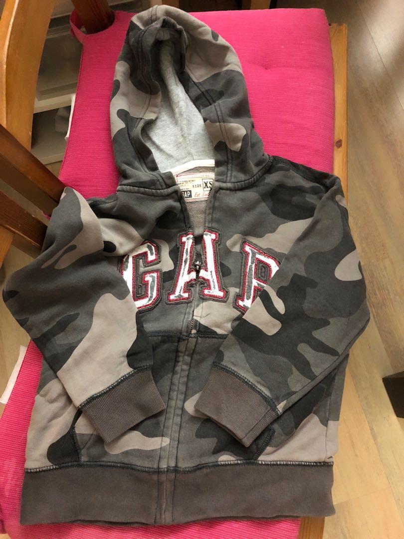 Gap jacket （分類：嬰兒及小童流行時尚）位於 Hong Kong。 由 shoppingmm 提交（商品編號 203674239，圖片 1）。簡介： 。