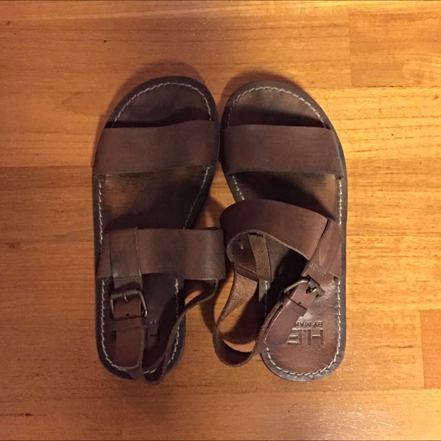 boys slides size 4