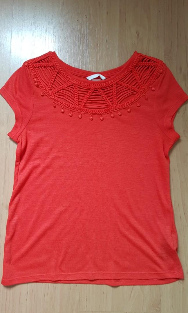 H M Top Xs Size Women S Fashion Clothes Tops On Carousell
