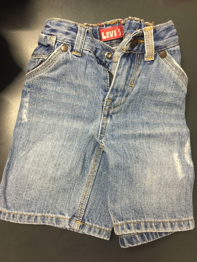 levi's apparel