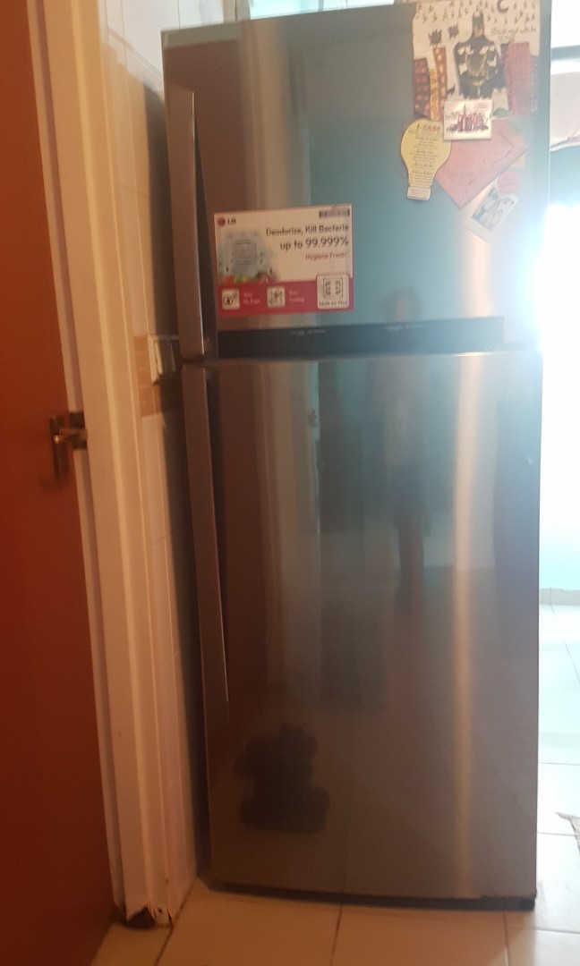 LG Refrigerator ( Good as New!!), TV & Home Appliances, Kitchen Appliances, Refrigerators