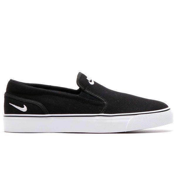 toki canvas nike