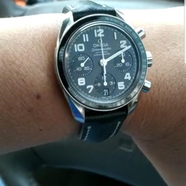 Omega Speedmaster Date 38, Fesyen Pria 