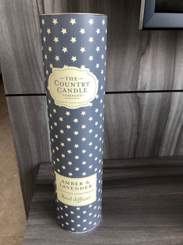 Reed diffuser (the country candle company), Furniture & Home Living