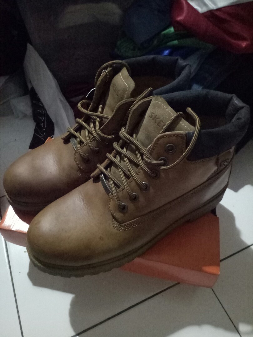Sepatu boots skechers clearance