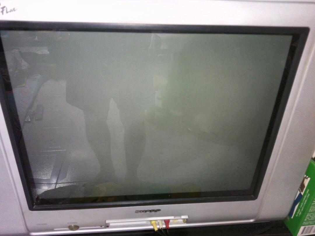 Sharp 20'' Flat Screen CRT TV, TV & Home Appliances, TV & Entertainment, TV on Carousell