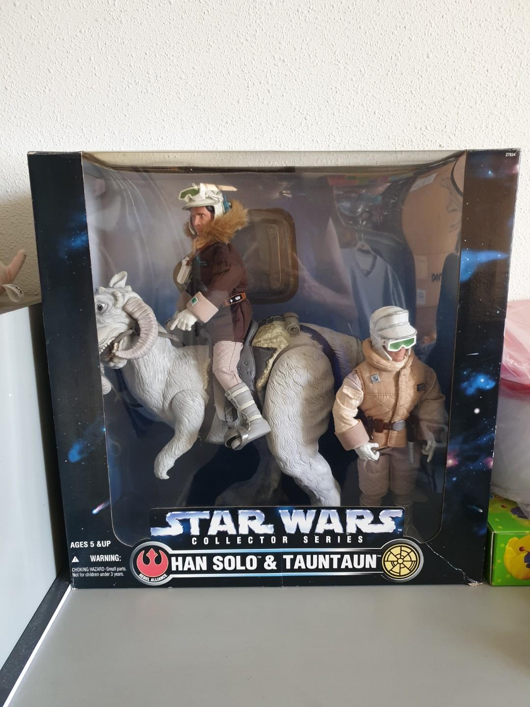 Han solo and tauntaun collector series deals