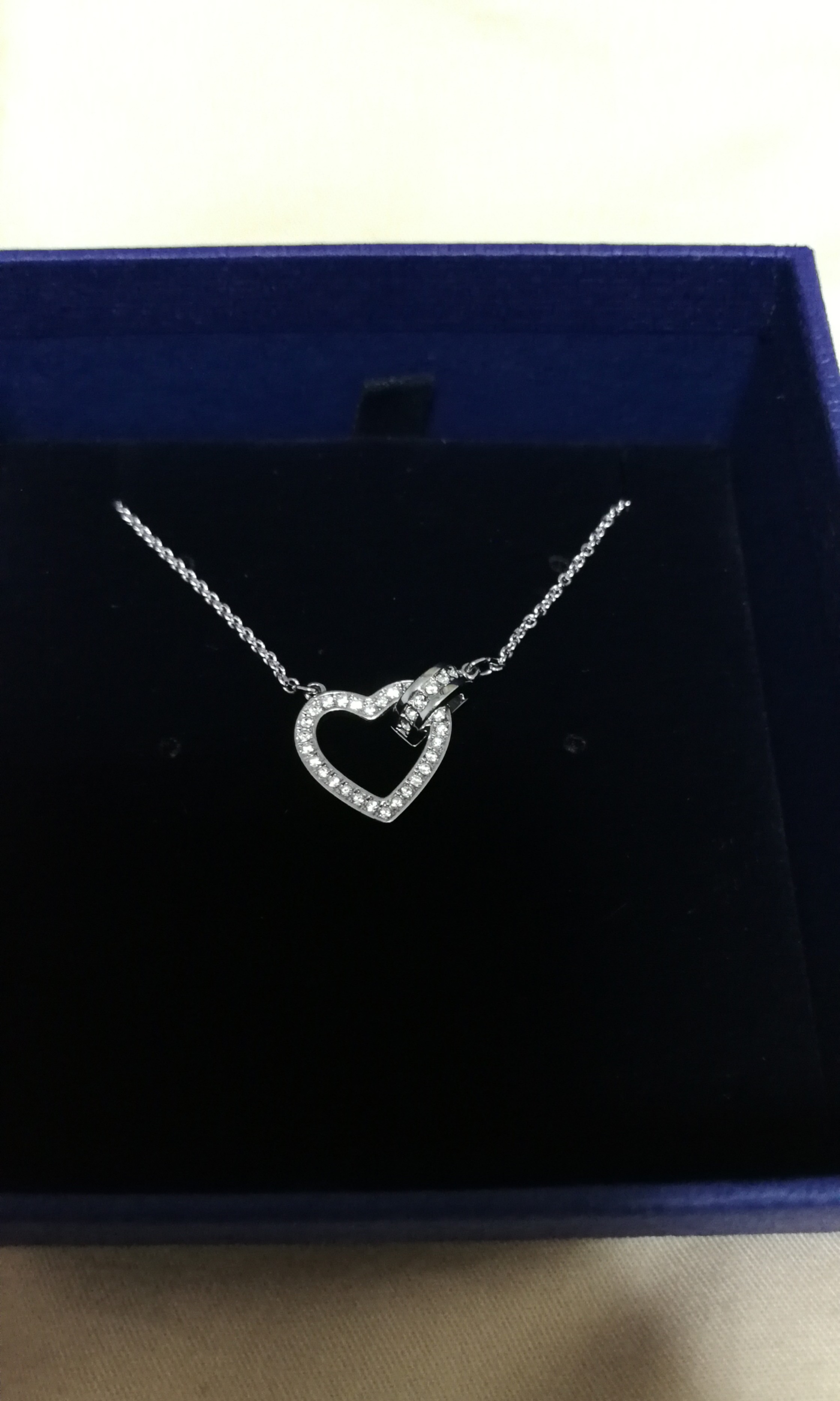 Lovely deals necklace swarovski