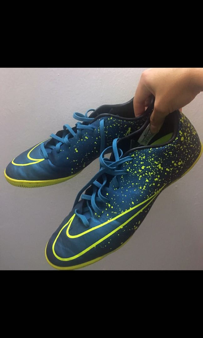 Nike Mercurial Vapor IV Speed Football Boots SoccerBible