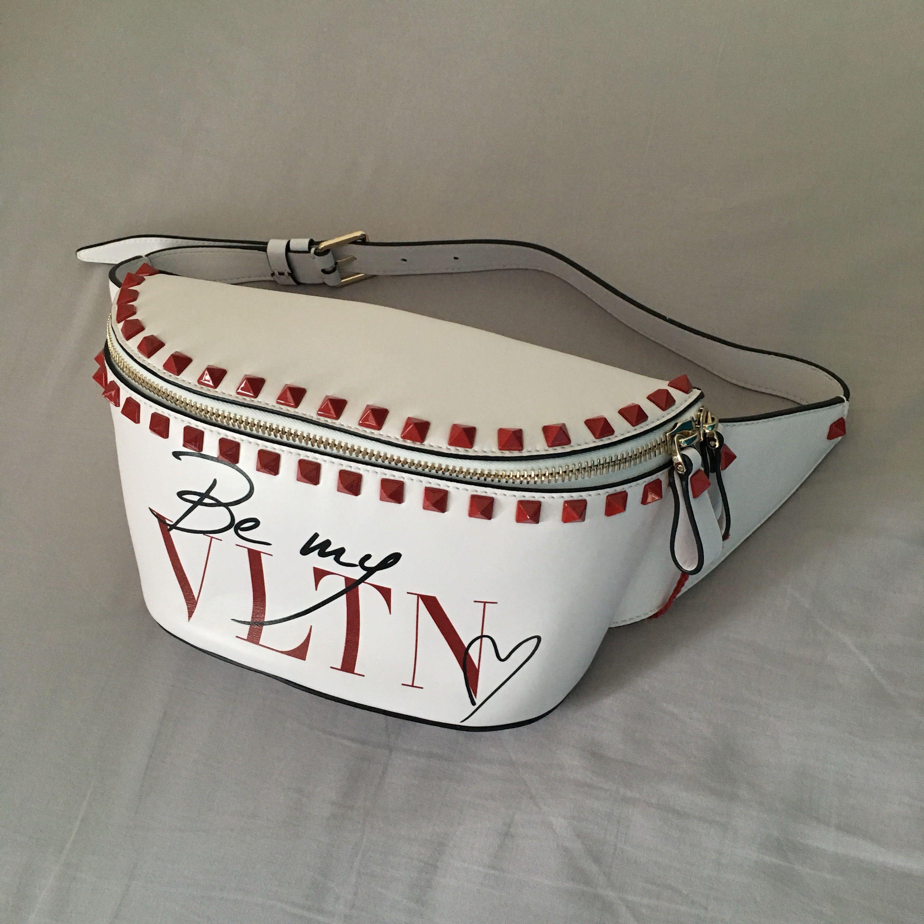 X mas Valentino Garavani Be My VLTN Belt Bag Carousell