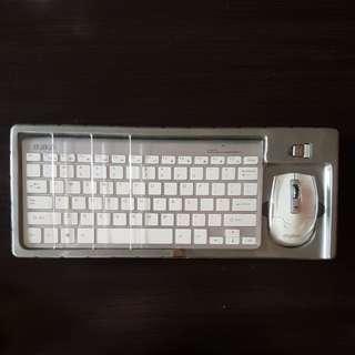 WIRELESS WATERPROOF KEYBOARD & MOUSE