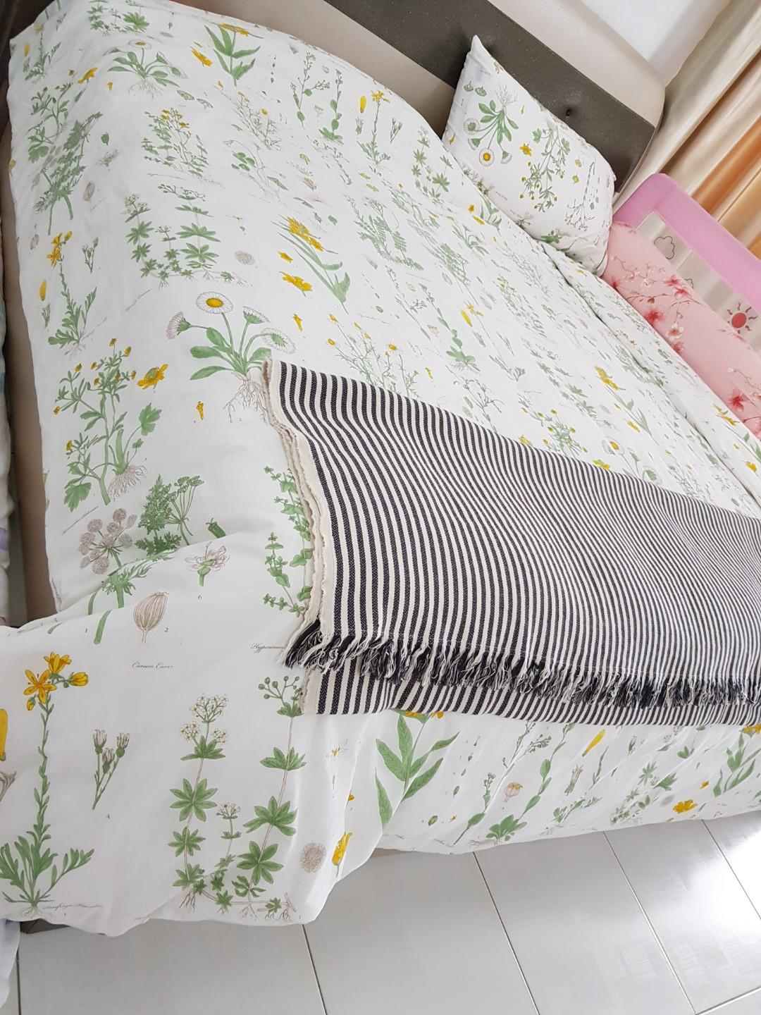 Akemi sheet fitted (King)and IKEA quilt cover(king), Furniture & Home Living, Bedding & Towels